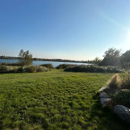 - Idyllisches Mit Privatstrand Und Sauna In Der Naehe Von Leipzig #hauseni בית נופש Lobnitz (Saxony)